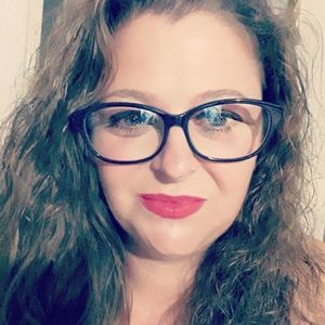 Meet your Posher, Keshia